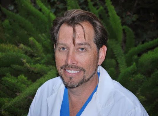 Dr. Karr Best Los Angeles Chiropractor